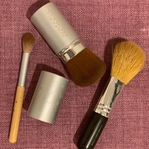 Assorted Makeup Brushes